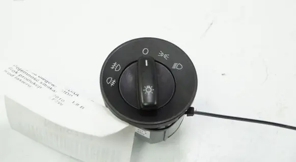 Skoda Octavia Mk2 (1Z) Light switch 1Z0941431K
