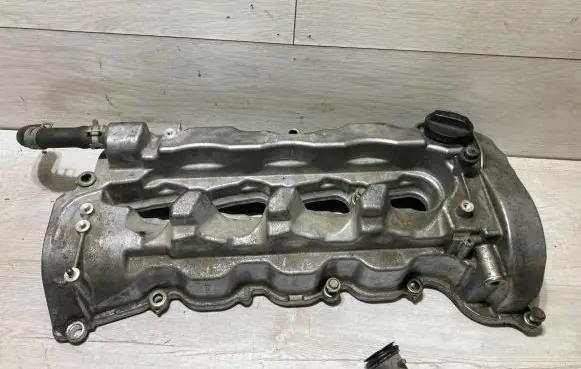 Rocker cam cover
