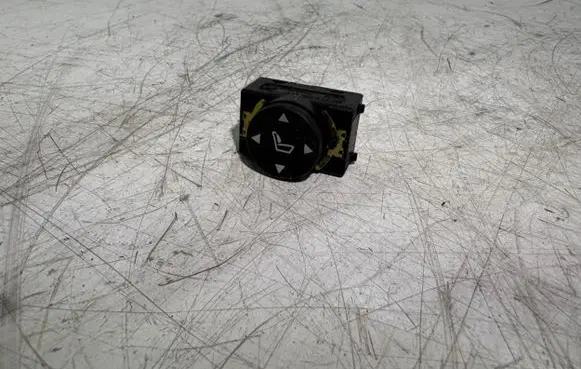 BMW X3 E83 Seat control switch 8360877