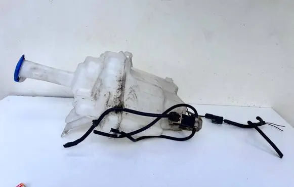 KIA Ceed Windshield washer fluid reservoir/tank 98610A2000