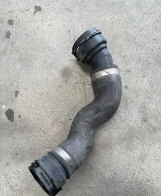 BMW 5 F10 F11 Engine coolant pipe/hose 8509273 PA66GF30 NW3225GRD