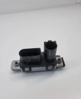 Land Rover Evoque I Glow plug pre-heat relay GX7312B533AC