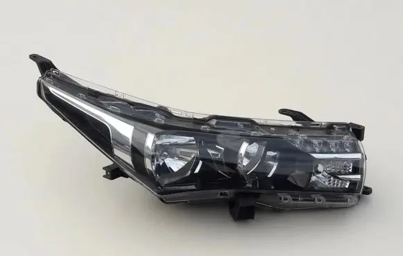 Toyota Corolla E160 E170 Headlight/headlamp 81110-02E71-00