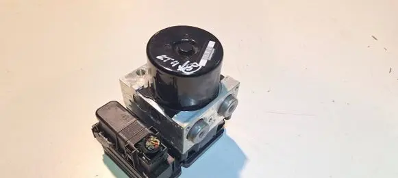 Volvo V60 ABS Pump 10092704013