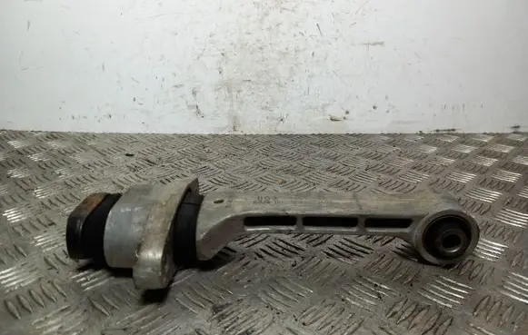 KIA Sorento Engine mount bracket 21950C5100