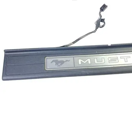 Ford Mustang VI Front sill trim cover FR3B6313222CHW
