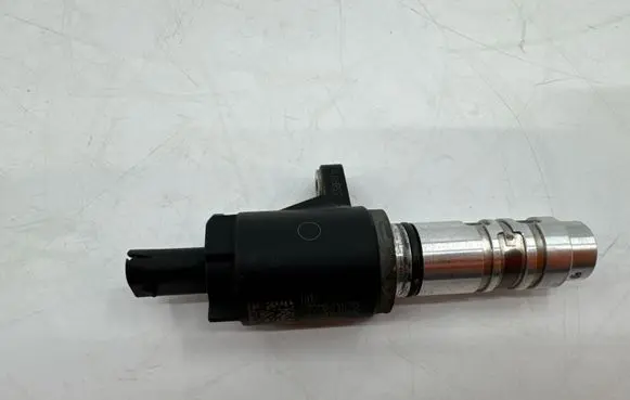 Audi A3 S3 8V Camshaft vanos timing valve 13152530A