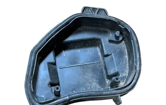 Volkswagen Touran I Headlight/headlamp dust cover 1305239235