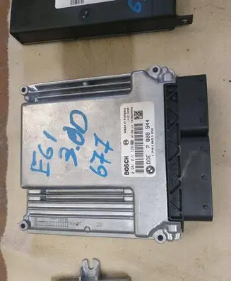 BMW 5 E60 E61 Engine control unit/module 0281015129 7809944 170188120
