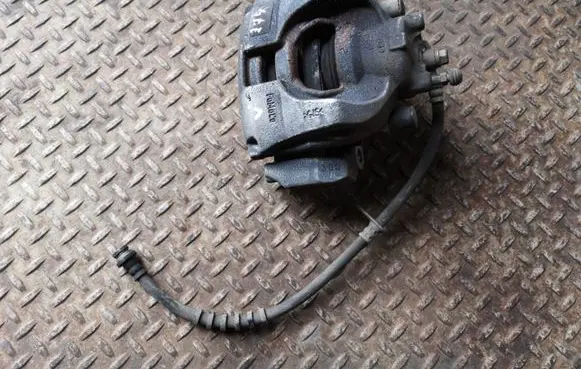 Ford Mondeo MK V Front brake caliper DG9C2B134C