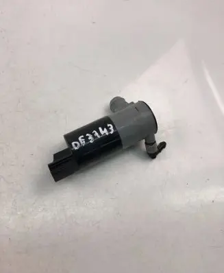 Volvo S90, V90 Windscreen/windshield washer pump 1019873001