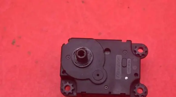 Citroen C4 Cactus Air flap motor/actuator CX046001