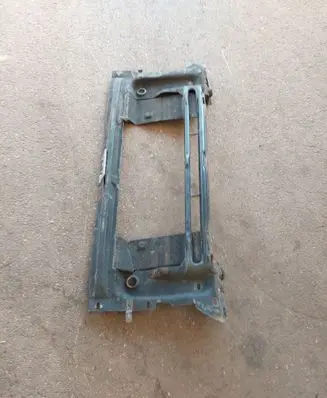 Mercedes-Benz Vario Top upper radiator support slam panel 