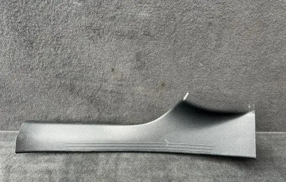 Mercedes-Benz E W213 Rear sill trim cover A2136808502 74890000