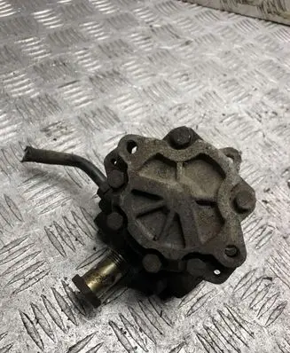 Volkswagen Transporter - Caravelle T4 Power steering pump