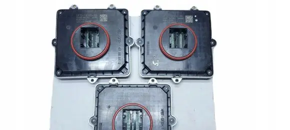 Mercedes-Benz S W223 Voltage converter/converter module 