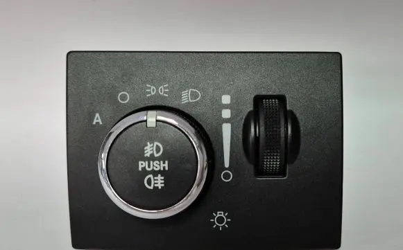 Jeep Grand Cherokee Light switch P68142243AA 68142243AA