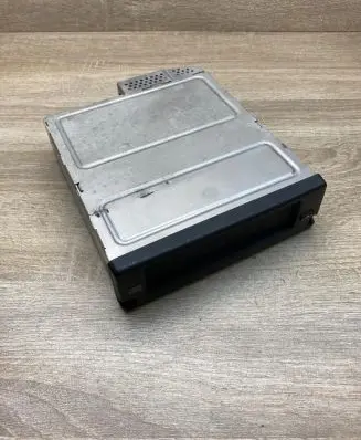 BMW 5 E60 E61 CD/DVD changer 6956939