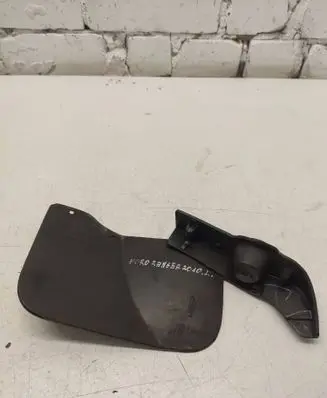 Ford Ranger Front mudguard UD2C51851 KL169