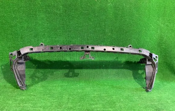 Mercedes-Benz GLE W167 Front bumper mounting bracket A1678856303