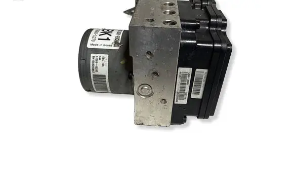 Hyundai i20 (PB PBT) ABS Pump 589001J270 1J58920800