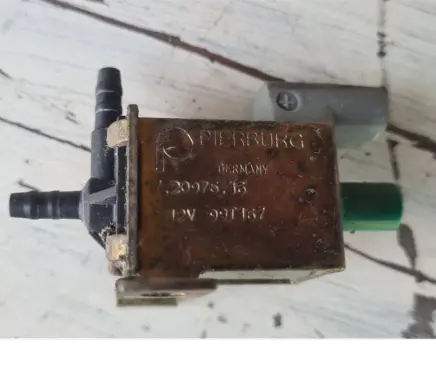 Vacuum valve