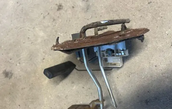 Fuel level sensor