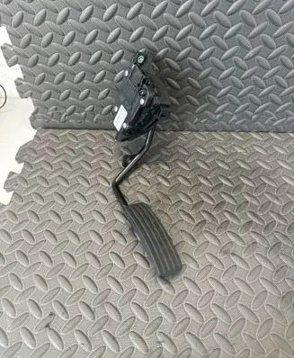 Jaguar S-Type Accelerator throttle pedal 2R839F836A 6PV00873701