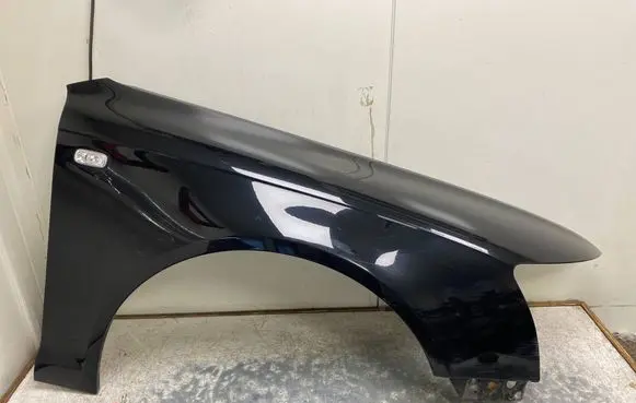 Audi A6 S6 C6 4F Fender