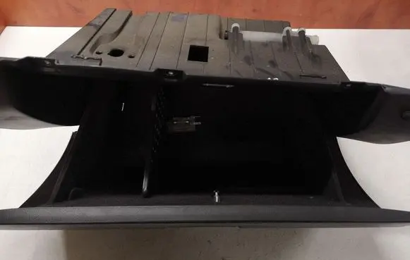 Chevrolet Captiva Glove box 96630065 96630050