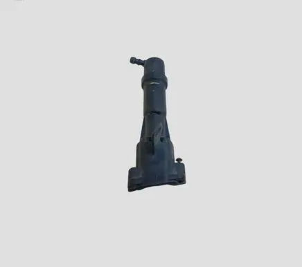 Volvo XC90 Headlight washer spray nozzle 051004