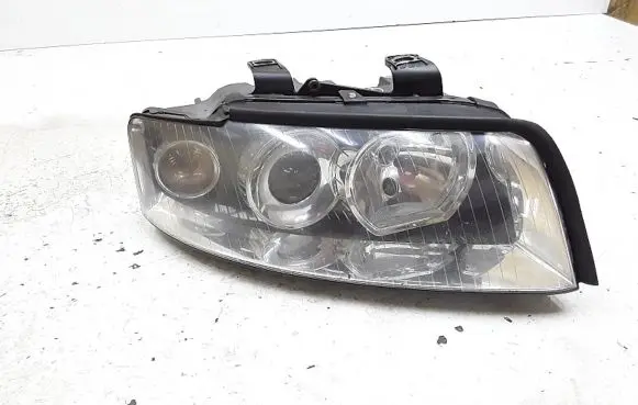 Audi A4 S4 B6 8E 8H Headlight/headlamp 69938240