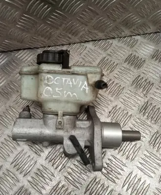 Skoda Octavia Mk2 (1Z) Master brake cylinder 1K1611301