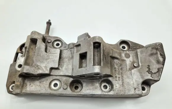 BMW X6 F16 Generator/alternator bracket 8506863 11168506863 AS9C3F