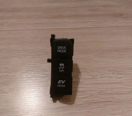 Toyota Yaris XP210 ESP (stability program) switch 220729 MB1303