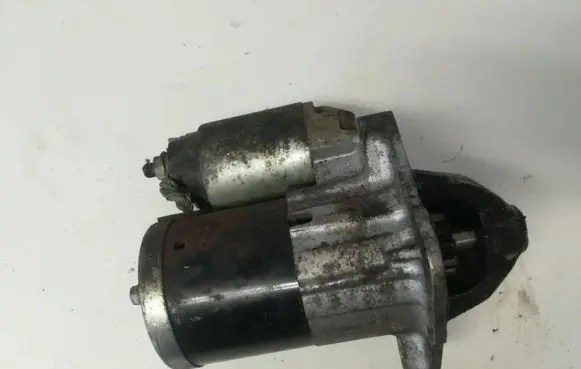 Mazda 2 Starter motor m000t32771