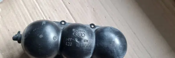 Audi RS Q8 Vacuum air tank 420131541