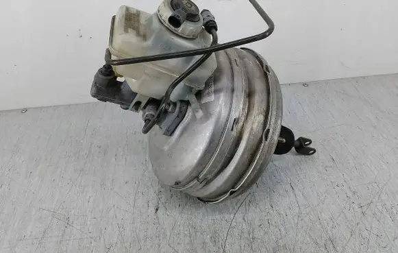 BMW 7 E65 E66 Brake booster 6756338