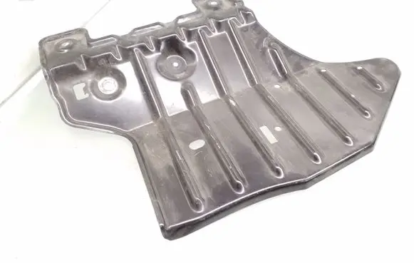 Honda CR-V Front bumper skid plate/under tray T1GB