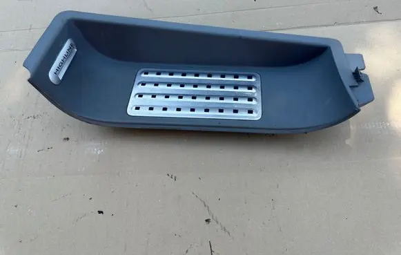 Volkswagen Multivan T5 Front sill trim cover 7H5863735C