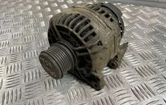 Seat Alhambra (Mk1) Generator/alternator 028903028e