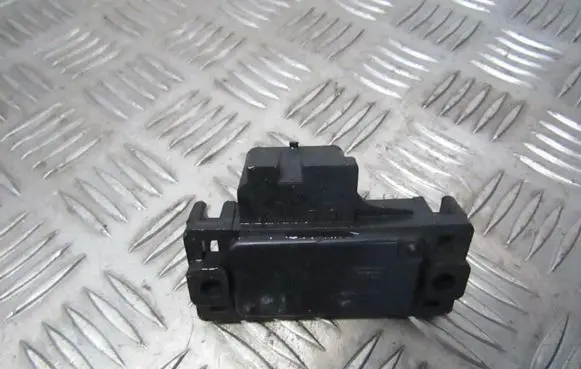 Renault Laguna I Air pressure sensor 8764249 17406