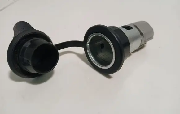 Chrysler Grand Voyager V 12 V Socket (rear) VC23207A