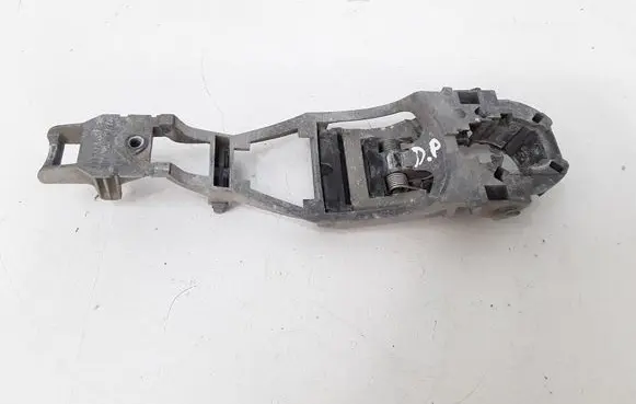 Skoda Octavia Mk1 (1U) Front door exterior handle/bracket 