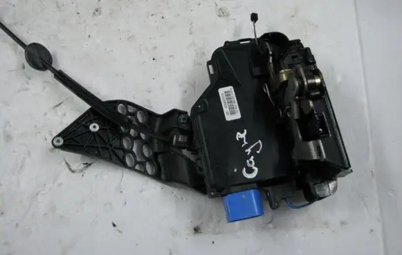Porsche Cayenne (9PA) Front door lock 3D2837015