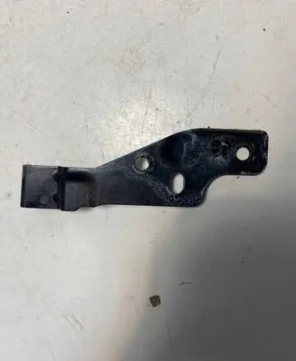 Land Rover Range Rover Velar Fender mounting bracket J8A216E129AA LR091708 J8A2-16E129-AA