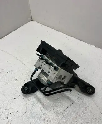 BMW 2 F46 ABS Pump 6880549 10091765043