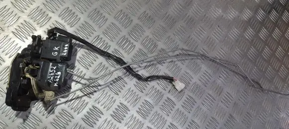 Mazda 626 Rear door lock