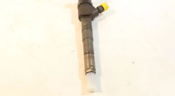 Alfa Romeo Giulietta Fuel injector 0445110299