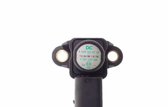 Mercedes-Benz E W212 Air pressure sensor A0061539728